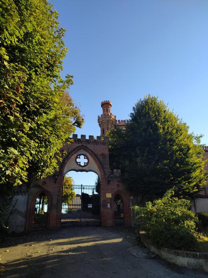 Casa Mantel Holiday Home Panoramic View In Langhe Novello Luaran gambar