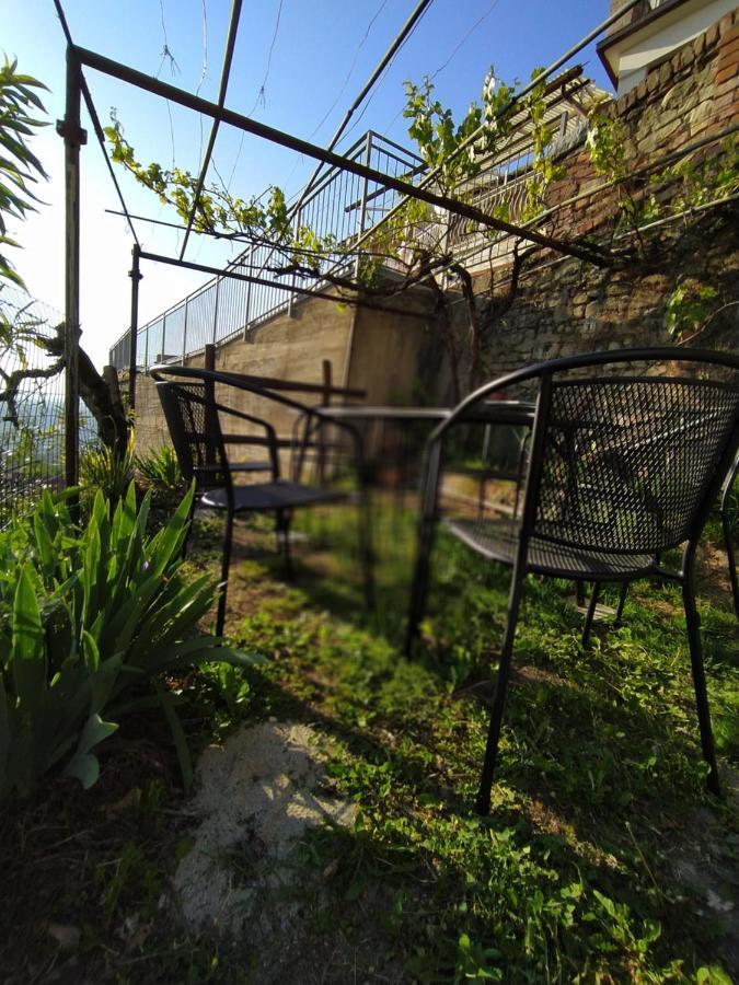 Casa Mantel Holiday Home Panoramic View In Langhe Novello Luaran gambar