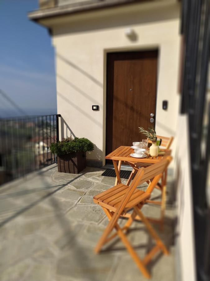 Casa Mantel Holiday Home Panoramic View In Langhe Novello Luaran gambar