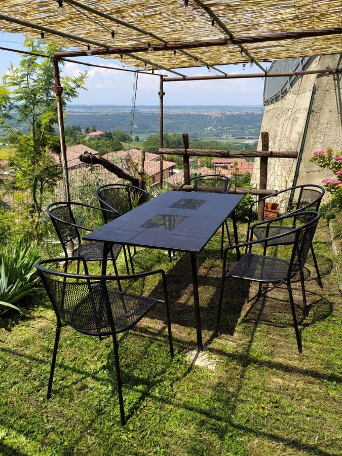 Casa Mantel Holiday Home Panoramic View In Langhe Novello Luaran gambar